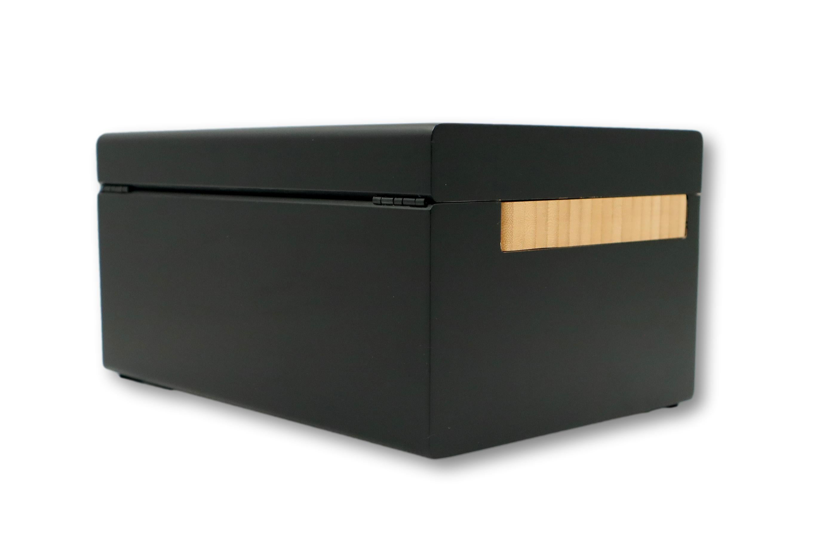 Genesis 3.0 Bamboo Stash Box with Key Lock | BlueBus Fine Tools