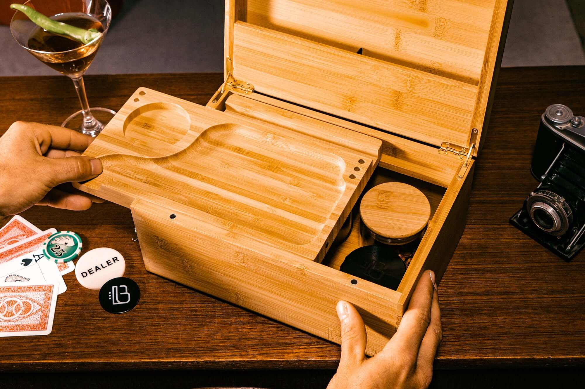 UNIQUE ROLLING TRAY